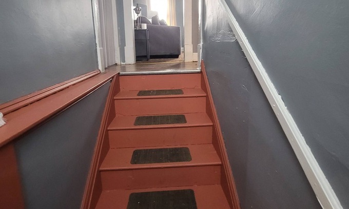 Steubenville Apartment | Furnished one bedroom, second floor unit