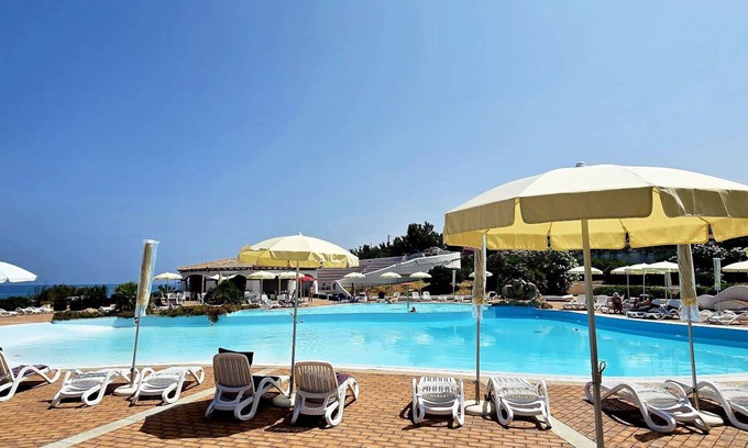 Eden Beach Hotel | Futura Style Acqua di Mare Resort