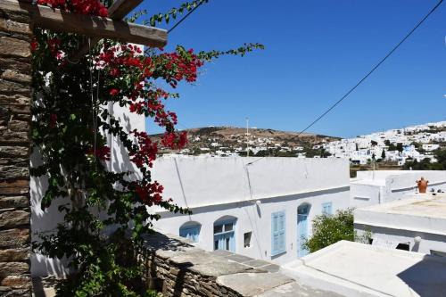 Sifnos House | Fyrou- Serenity/Idyllic Traditional Experience