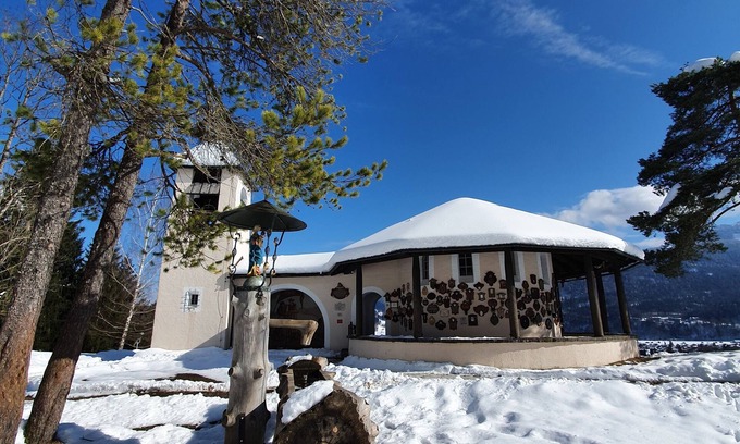 Garmisch-Partenkirchen House | Gästehaus Alpenkranz