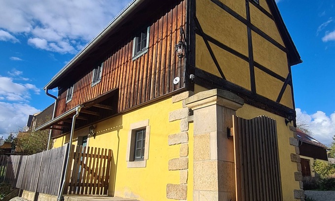 Schoenfeld-Weissig Cottage | Gästehaus zum Rosengarten, Dresden/Saxon Switzerland