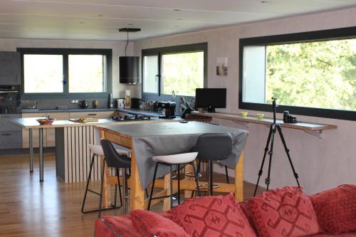 Betaille House | Gîte écologique avec vue Forêt & Vallée Dordogne !
