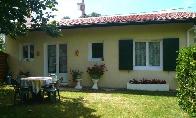 Aureilhan House | Gîte Aureilhan, 3 pièces, 4 personnes - FR-1-360-297