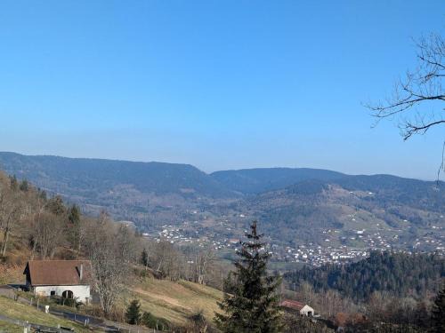 Ramonchamp House | Gîte authentique à la montagne pour 10 pers. avec spa - FR-1-589-830