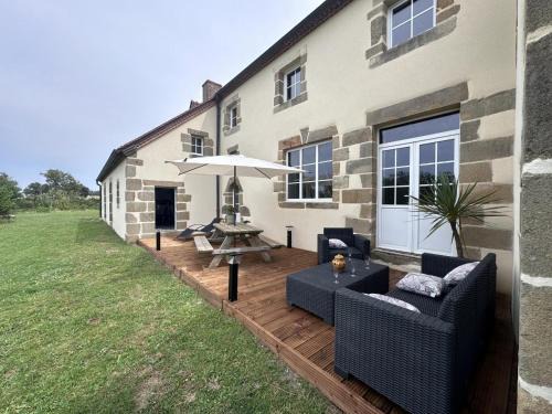 Rocles House | Gîte Beaucotray rénové 1840 avec jeux pour enfants, campagne paisible - FR-1-489-546