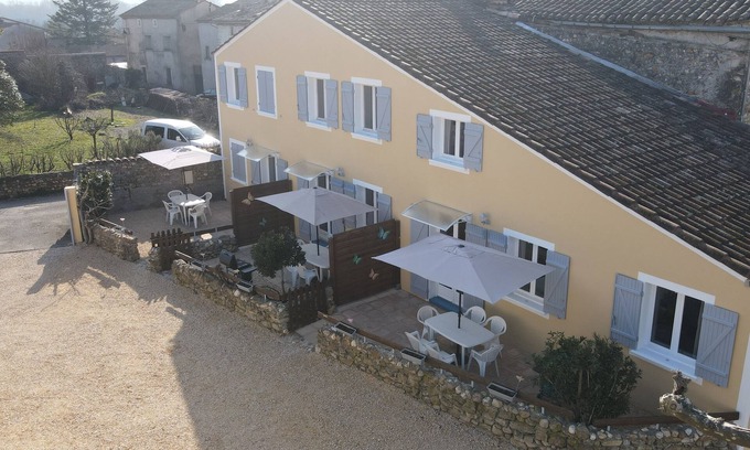 Saint-Denis Apartment | Gîte Caramolle, St Denis, Gard, Cévennes, 2 bedrooms, swimming pool, nature