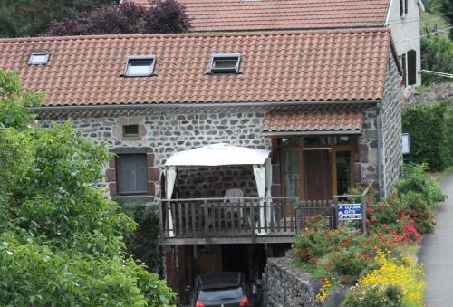 Saint-Julien-des-Chazes Apartment | gîte de Véreuges