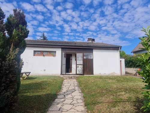 Ville-en-Vermois House | Gîte indépendant en campagne avec parking privatif - FR-1-584-386