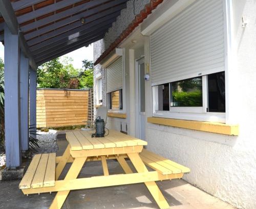 Meyronne House | Gîte l'ancienne épicerie Meyronne