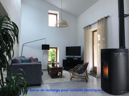 Autrepierre House | Gîte rénové avec jardin, proche loisirs et commerces, à une heure de Nancy et Metz - FR-1-584-168