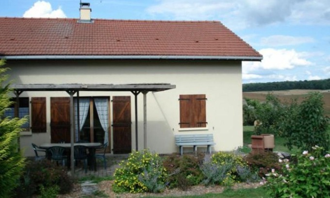 Sionviller House | Gîte Sionviller, 3 pièces, 4 personnes - FR-1-584-38