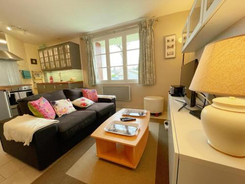 Richelieu House | Gîte tout inclus avec jardin privatif, proche centre Richelieu et châteaux de la Loire - FR-1-381-565