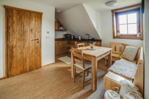 Velke Karlovice Apartment | Gajdův Dvůr Restaurace Čtyřlůžkový