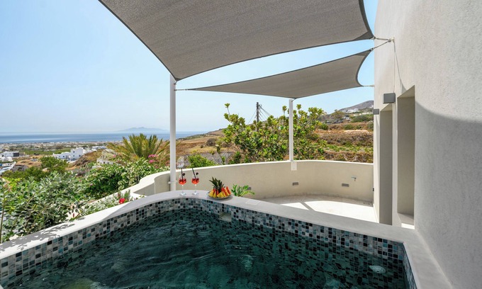 Messaria Hotel | Galaria Serenity Suites