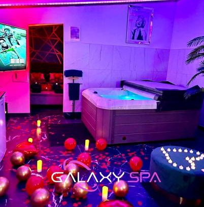 Champigneulles Apartment | GALAXY SPA - Suite Jupiter Jacuzzi Privatif