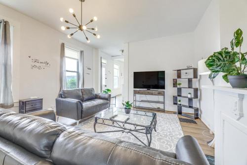 East Price Hill House | Game Days, Grubs and More Updated Cincinnati Home!