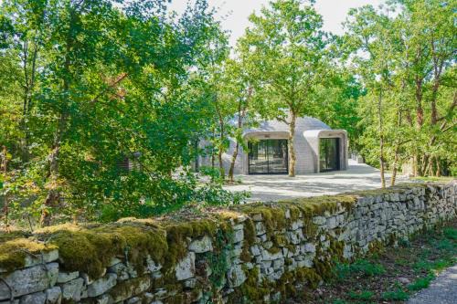 Chartrier-Ferriere House | GAME OF DOME