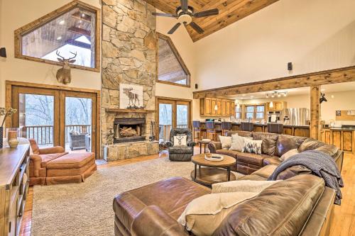 Elk Park House | Game Room and Fire Pit Spacious Elk Park Lodge!