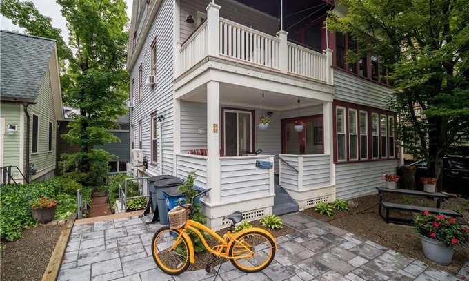 Chautauqua Apartment | Garden Grove home