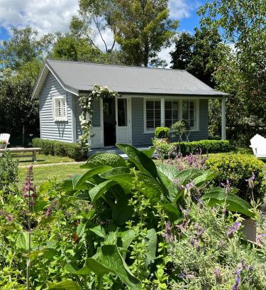 Tamahere House | Gardeners' Cottage