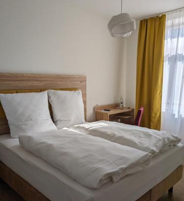 Neustadt an der Weinstrasse Hotel | Gasthaus Mandelhof