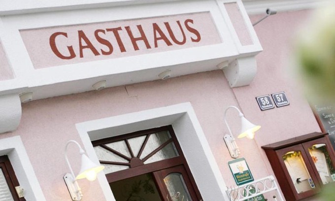 Laa an der Thaya Hotel | Gasthaus & Gästehaus Bsteh