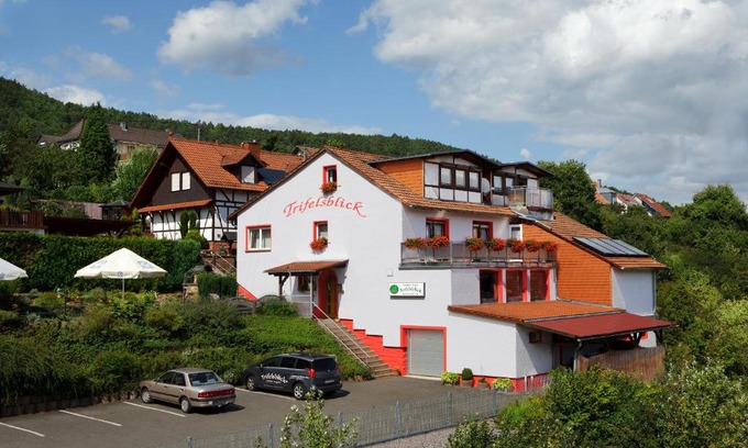 Wernersberg Apartment | Gasthaus Trifelsblick
