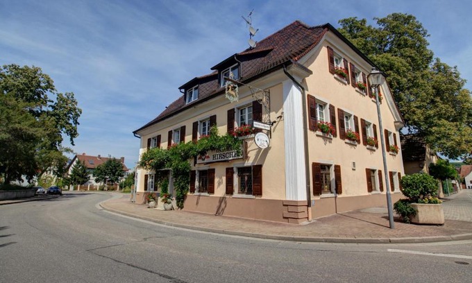 Oberrimsingen Hotel | Gasthaus zum Hirschen
