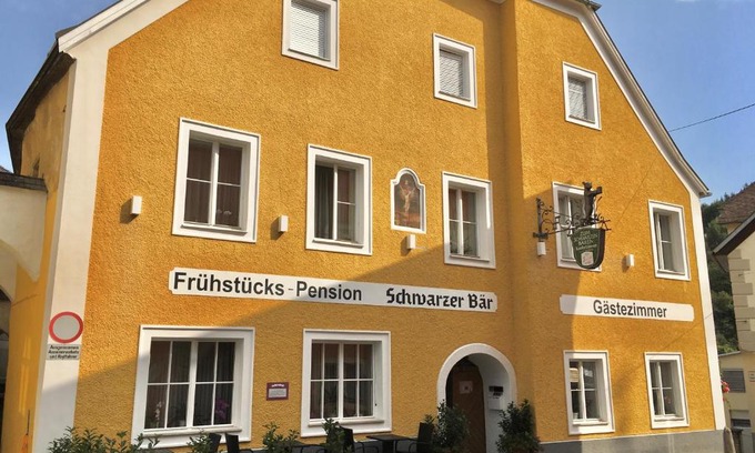 Waidhofen An Der Ybbs Bed & Breakfast | Gasthof-Pension Schwarzer Bär