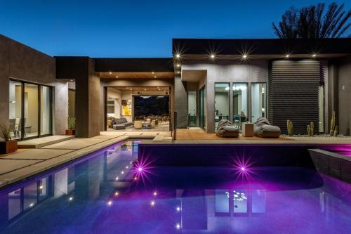 Yucca Valley House | Gatsby by Fieldtrip Modern Luxury with Infinity Pool Game Room