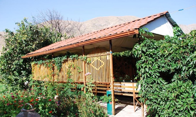 Chʼiva Bed & Breakfast | Gayane & Khikar B&B