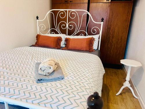 Prenzlauer Berg Apartment | GDR Flat with Rooftop Terrace Zingster Str