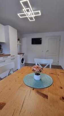 Simmelsdorf Apartment | gemütliche Ferienwohnung Achteltal