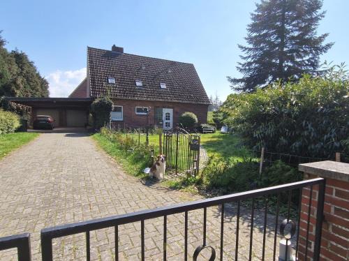 Wardenburg Apartment | Gemütliche Wohnung direkt am Küstenkanal!