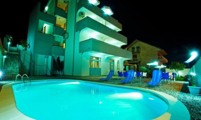 Orahovac Apartment | Gemma di Cattaro Apartments