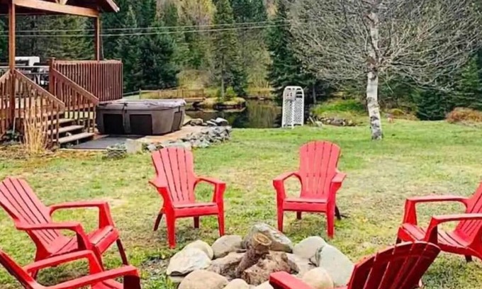 Notre-Dame-Des-Bois Ski Chalet | Genesis SPA and FOYER