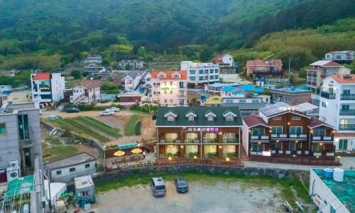 Geoje House | Geoje carpediem pension