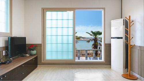 Geoje House | Geoje Youngsu Pension