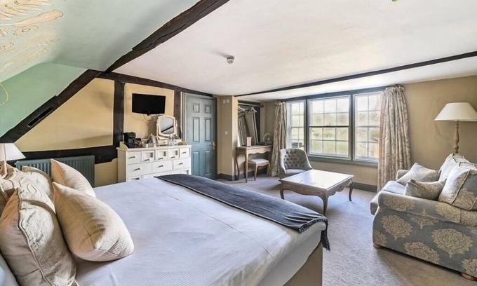Hurstbourne Tarrant Hotel | George & Dragon
