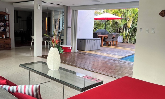 Punta Las Marias House | Georgeous Large Beach house, Free WiFi, Pool, all attractions within10 mins ride