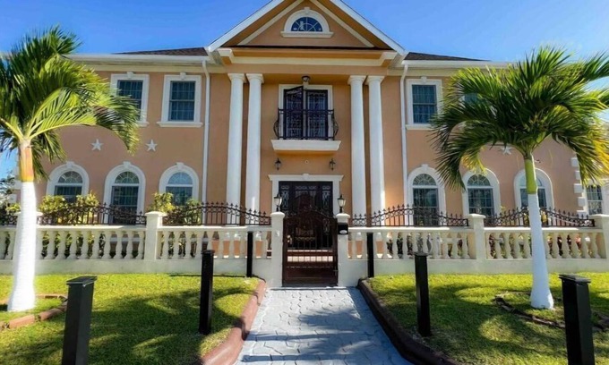 Georgetown House | Georgetown Oasis