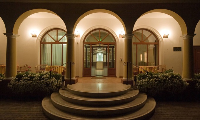 Lajosmizse Hotel | Geréby Kúria Hotel és Lovasudvar