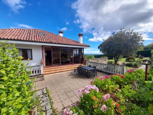 Ribadesella House | Gestiona2R - Casa con finca en Ribadesella