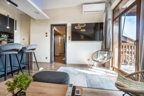 Shiligarnika Apartment | Getaway 2 Bedroom Dream Apartment - free parking