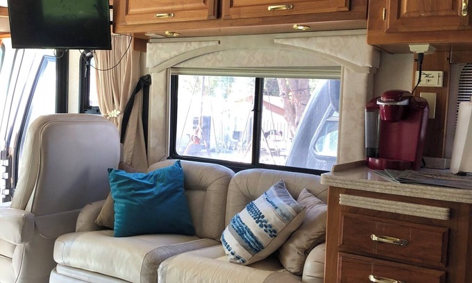 Bosque Farms House | Getaway in the Bosque Cozy RV in Charming Bosque Farms
