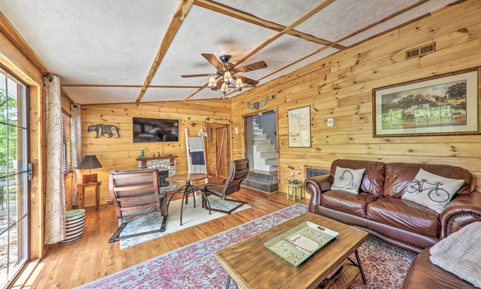 Silver Point House | Getaway on Center Hill Lake w/Decks & Water Views