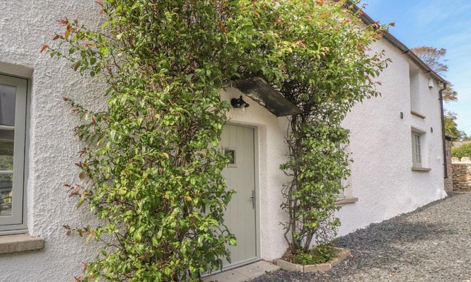 Milnthorpe House | Ghyll Cottage