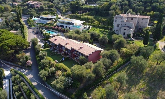 Frader Apartment | Gianni with 3 bedrooms with balcony and lake view