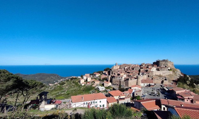 Giglio Castello House | Giglio Castello - alloggi Mario & Marta