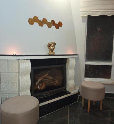 Eski Lara Apartment | Gilmour House